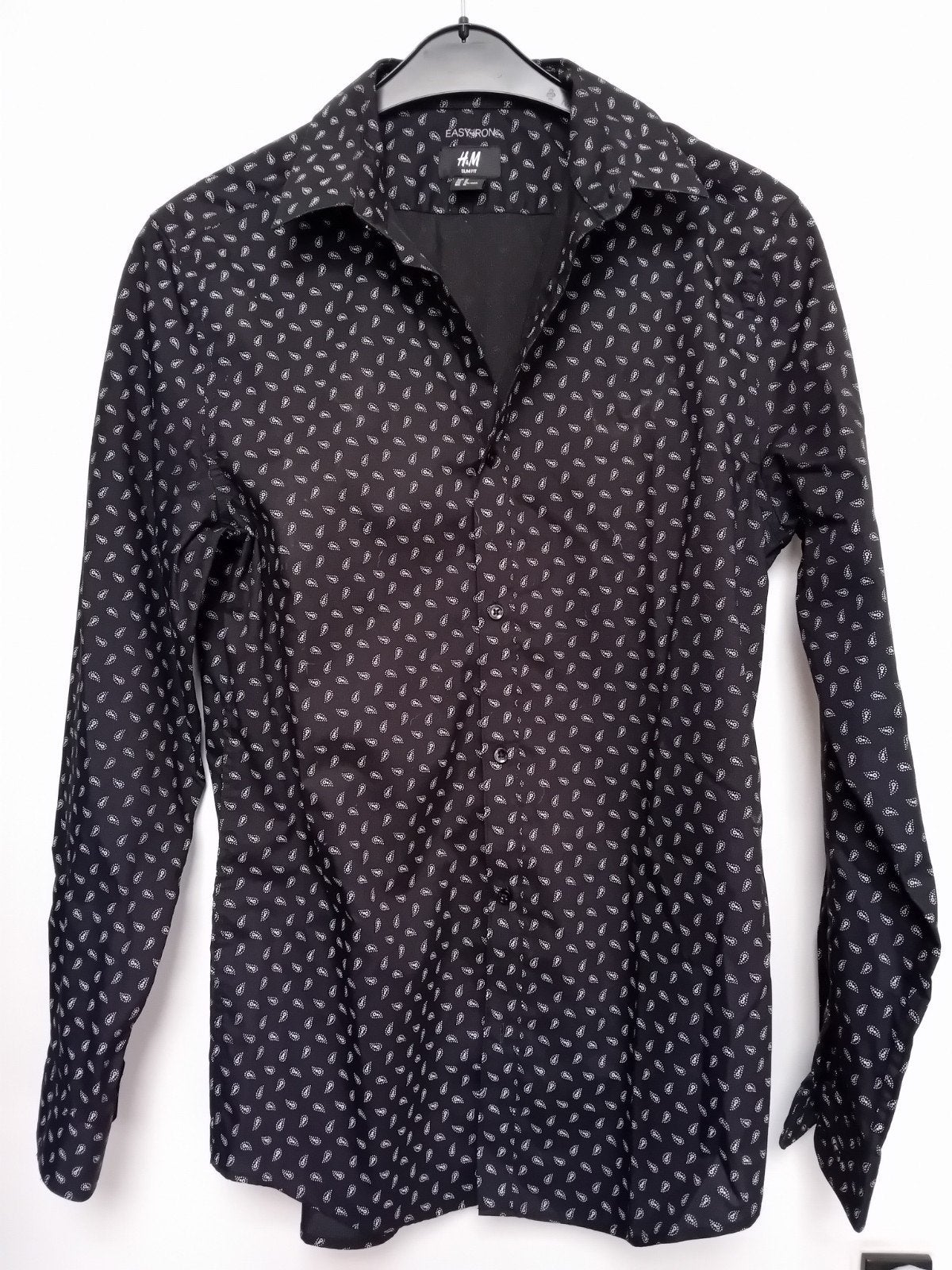 Chemise noire à motif, Tour de cou 39/40 (M), Enlèvement ou Envoi, Porté, H&M