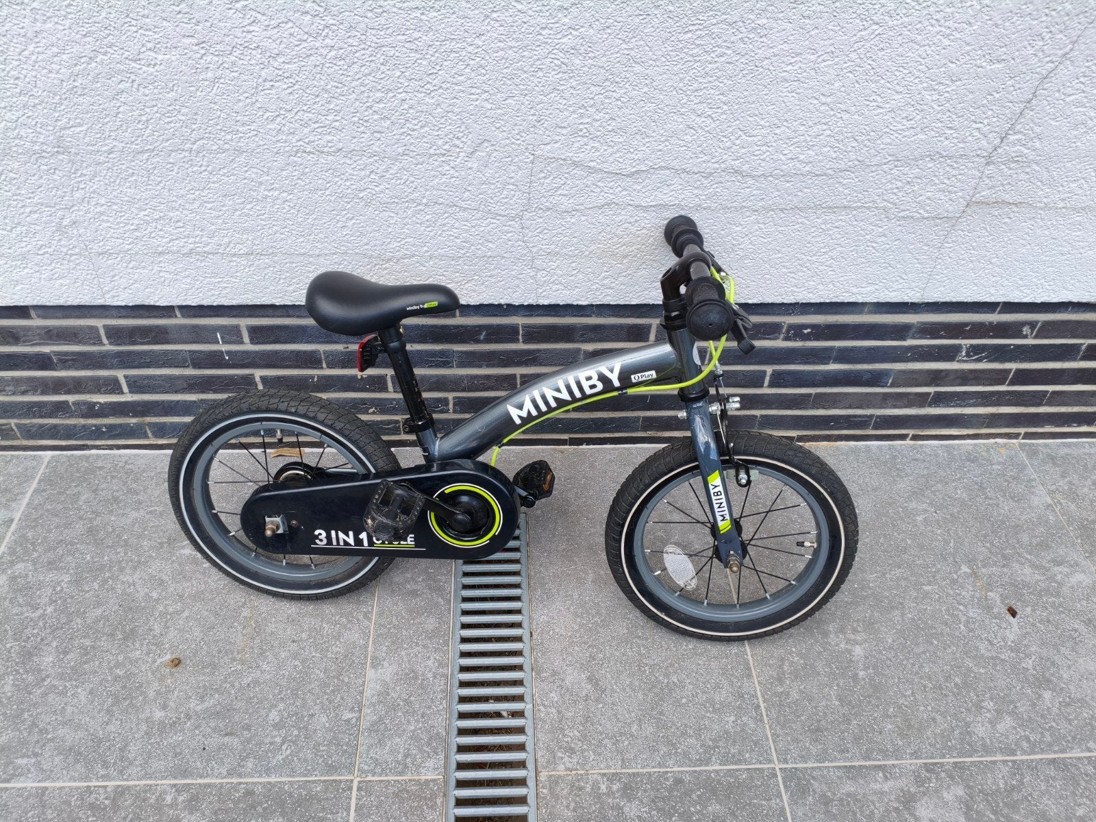kinderfiets 14 inch merk miniby, Fietsen en Brommers, Ophalen