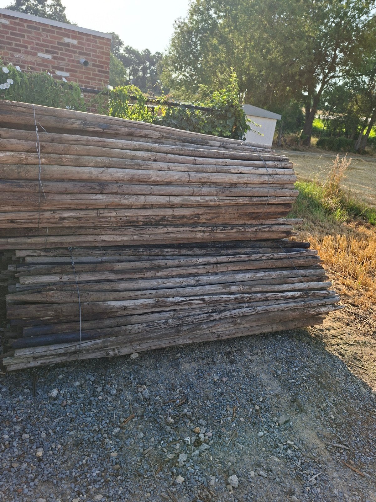 Houten palen 3 m lang u dik 1,5 euro per stuk, Tuin en Terras, Schuttingen, Ophalen
