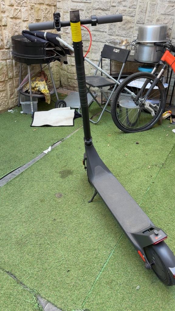 (Nieuw step) Xiaomi Electric Scooter 4 Lite (2nd Gen), Fietsen en Brommers, Steps, Ophalen, Zo goed als nieuw