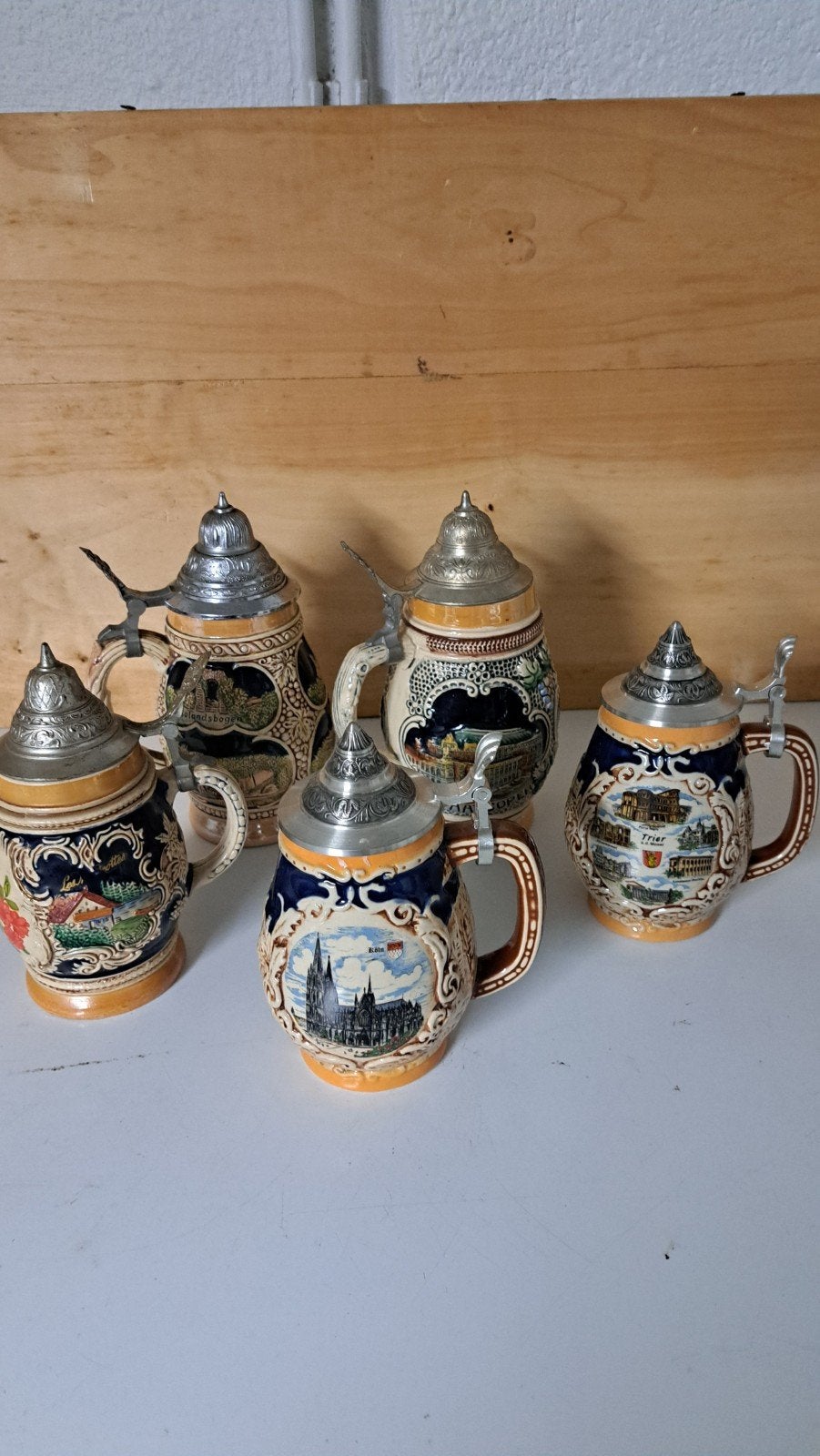 5 souveniers oude bierpotten, Huis en Inrichting, Woonaccessoires | Boeddhabeelden, Ophalen