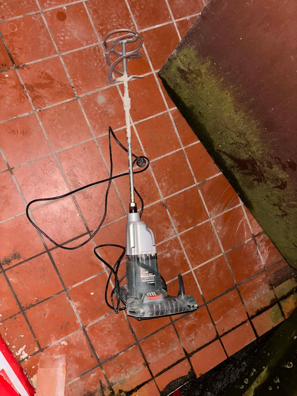 miet meet no deg wee guns miewu, Enlèvement