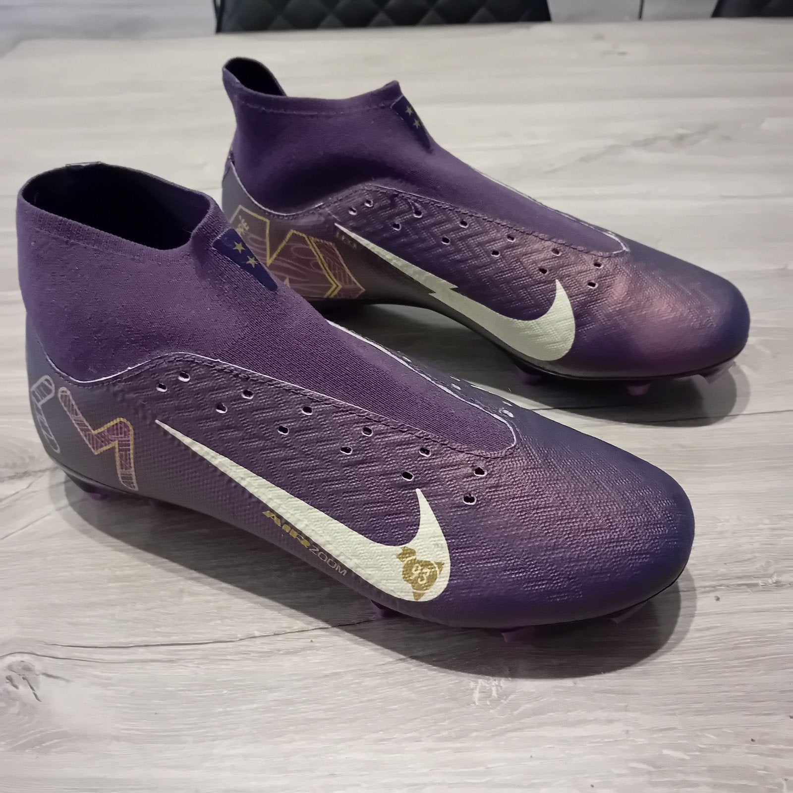Voetbalschoenen Nike Kilian Mbappé maat 40, Sports & Fitness, Football, Enlèvement ou Envoi, Neuf, Chaussures