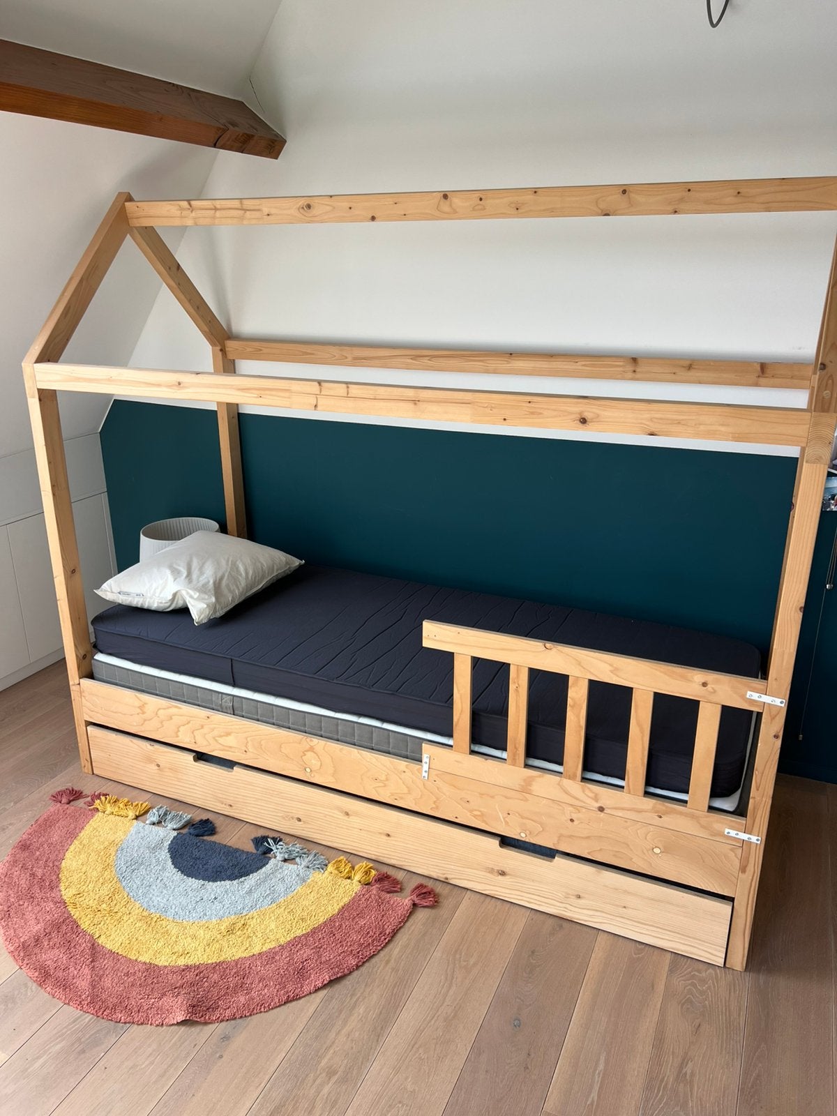 Bedhuis met slaaplade Manowoods, Kinderen en Baby's, Ophalen, Zo goed als nieuw