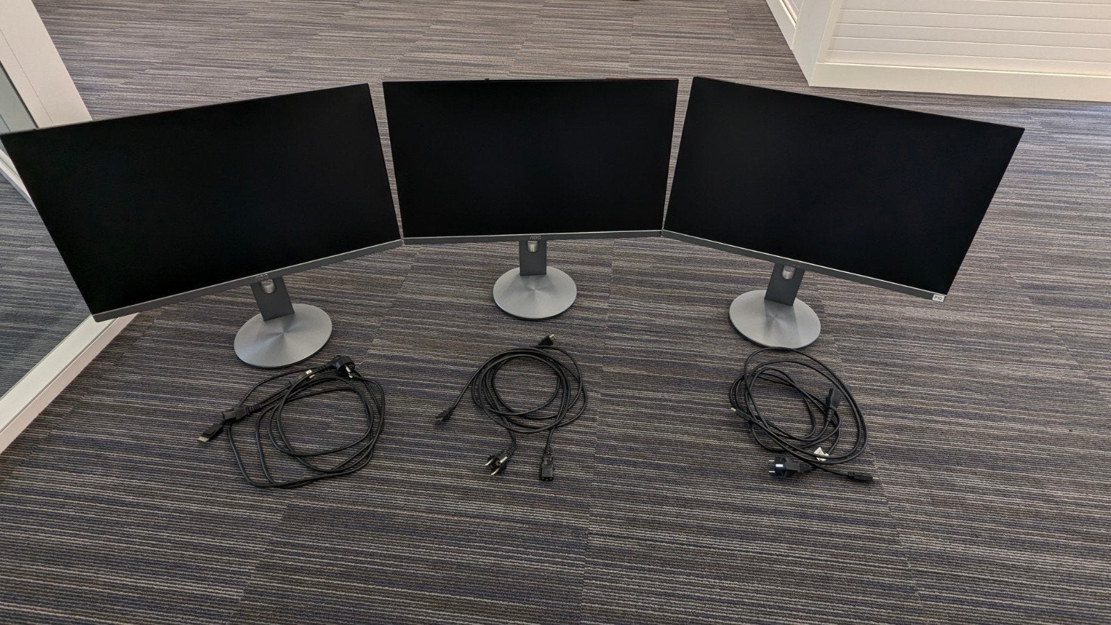 3x Moniteur AOC i2490PXQU/BT 24" IPS Full HD 60 Hz, Gaming, 3 à 5 ms, HD, IPS