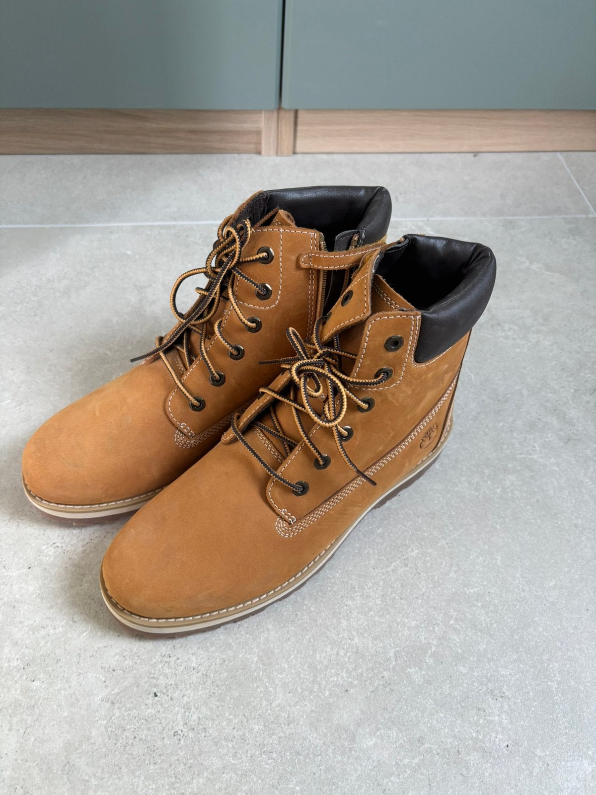 Originele Timberland Courma 6-Inch Boots met Rits, Enlèvement, Comme neuf