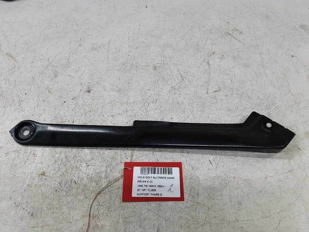 SUPPORT PHARE DROIT Golf VII Alltrack (5G0805932), Autos : Pièces & Accessoires, Volkswagen, Volkswagen AG, Utilisé, Kundenbetreuung@volkswagen.de