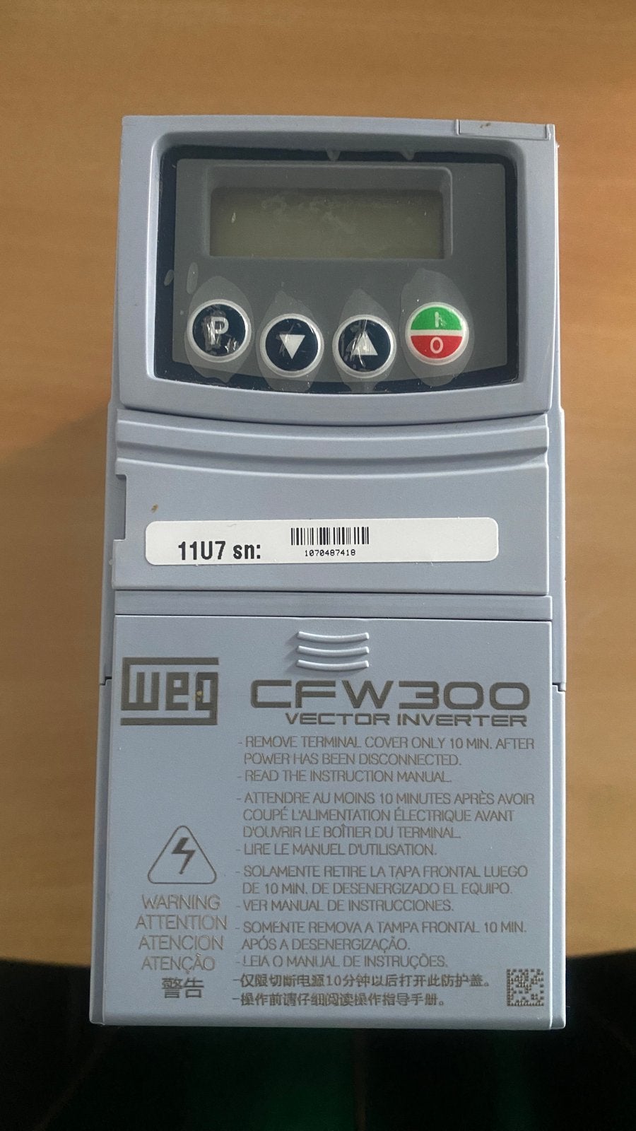 Convertisseur de fréquence à inverseur vectoriel WEG CFW300, Enlèvement ou Envoi, Comme neuf