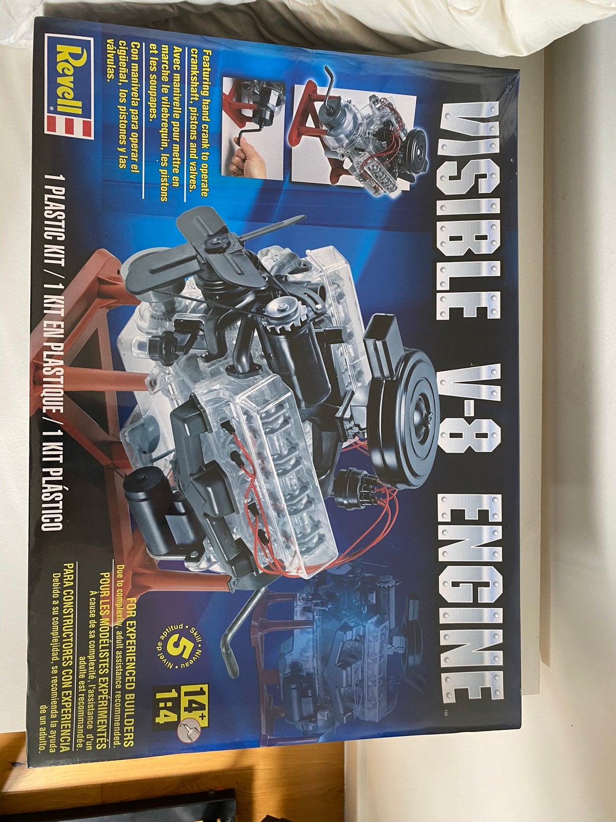 Revell v8 modelbouwmotor, Hobby en Vrije tijd, Modelbouw | Auto's en Voertuigen, Auto, Revell, Groter dan 1:32, Nieuw