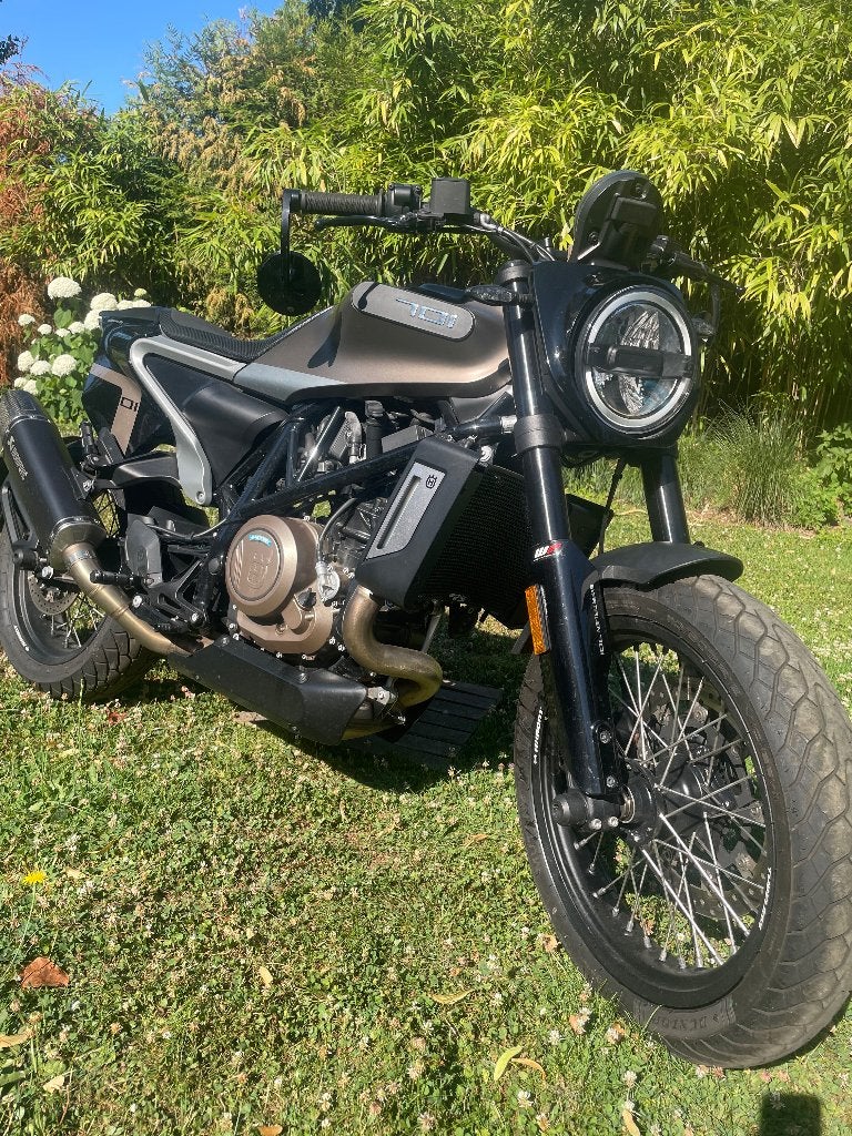 Husqvarna Svartpilen 701, Échappement sport, Permis Moto A, Occasion, Plus de 35 kW