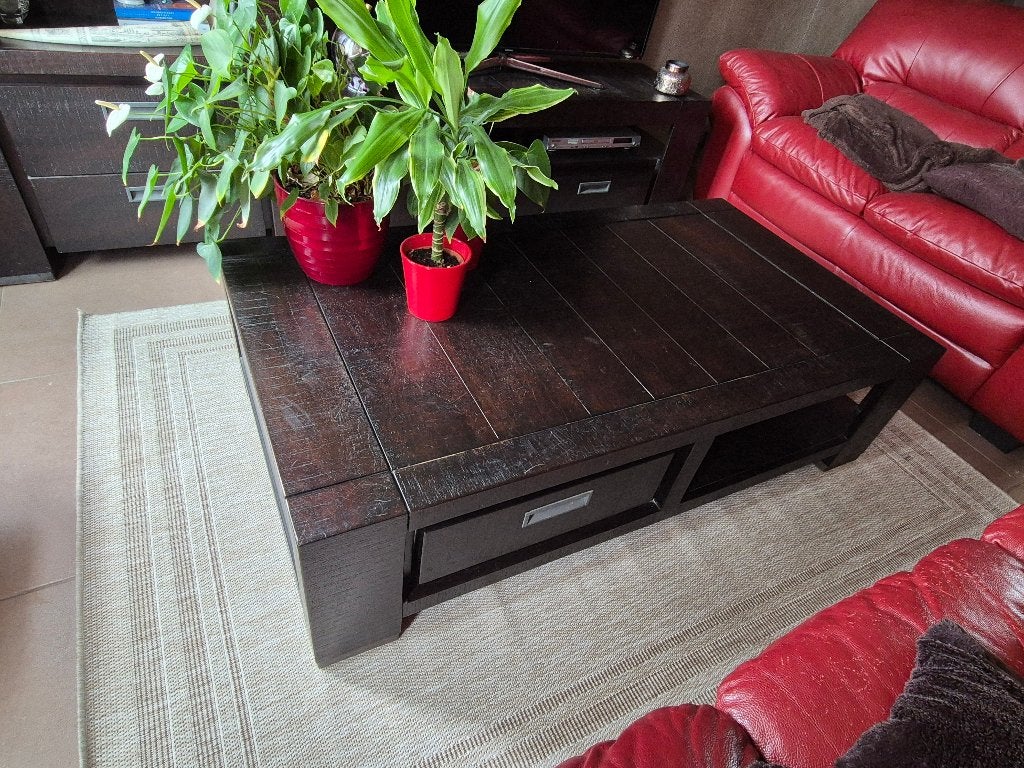 Salontafel in donker mango hout, Huis en Inrichting, Ophalen, 100 tot 150 cm, 50 tot 100 cm, Zo goed als nieuw