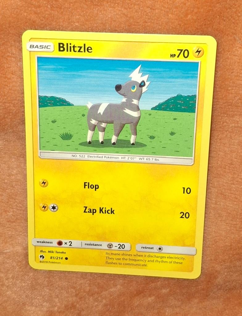 Lost Thunder Blitzle Pokémon kaart te ruil, Ophalen of Verzenden, Zo goed als nieuw, Meerdere kaarten, Foil