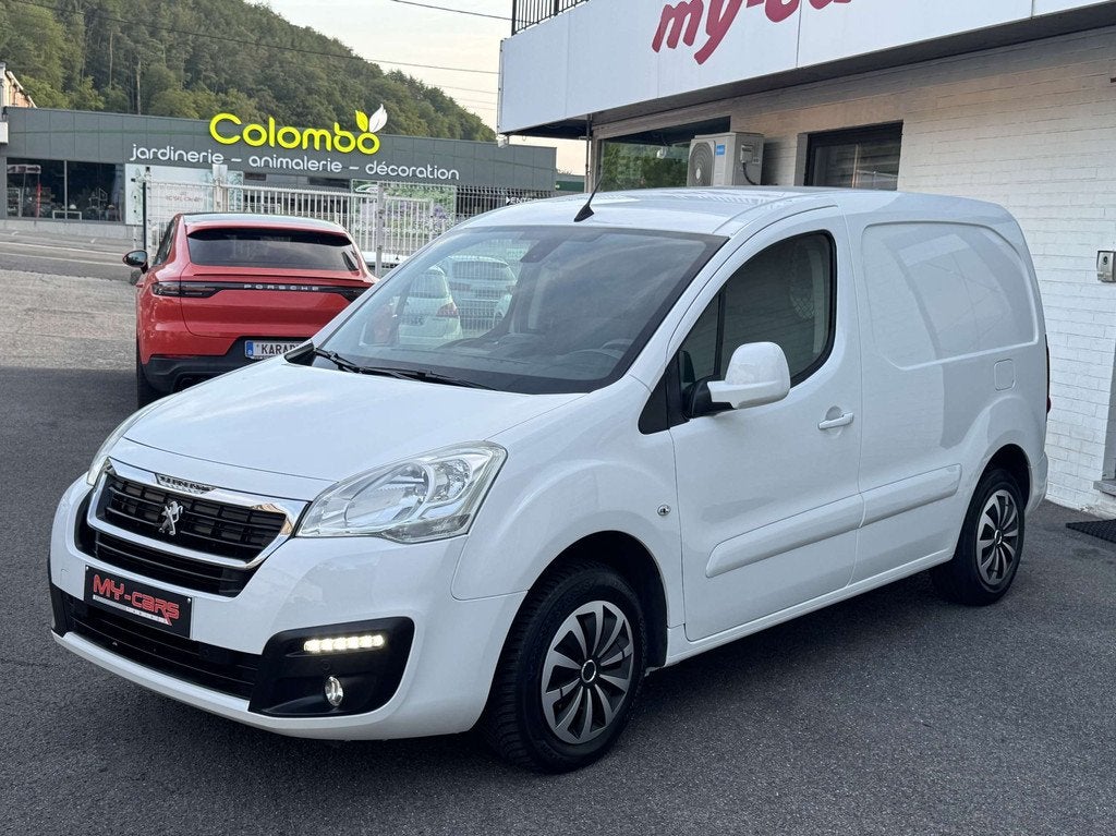 Peugeot Partner 1.6 HDi L2H1 Pro 121, Euro 5, 90 ch, Entreprise, 3 places