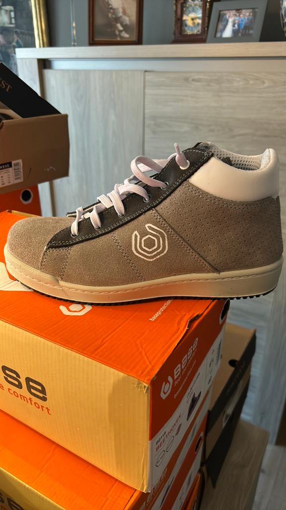 Schoenen met ijzeren tip maat 42, Enlèvement, Neuf, Autres types