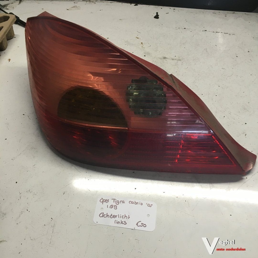 Opel Tigra Cabrio 1.8 2005 2400049 Achterlicht Links, -, Utilisé, -, -