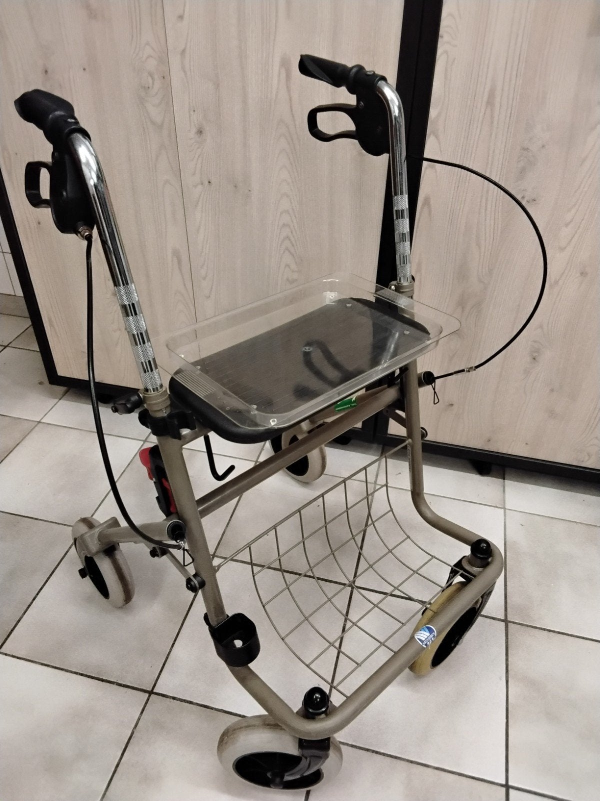 Rollator Vermeiren, Enlèvement, Pliable