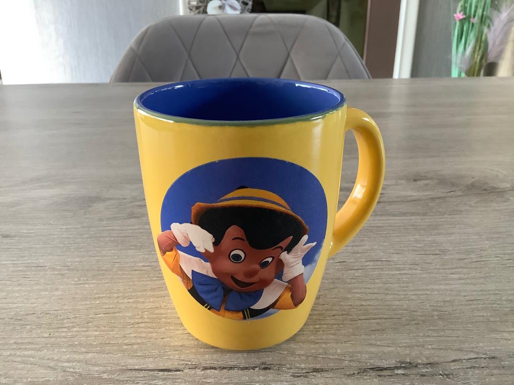 Mug Walt Disney Pinocchio, Enlèvement ou Envoi, Peter Pan ou Pinocchio, Comme neuf, Service
