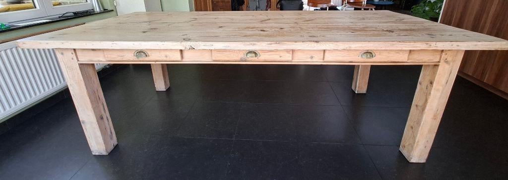 Robuuste vol houten eettafel 2m40 x 1m met 3 lades, Huis en Inrichting, Ophalen, Gebruikt, Grenenhout, Vijf personen of meer