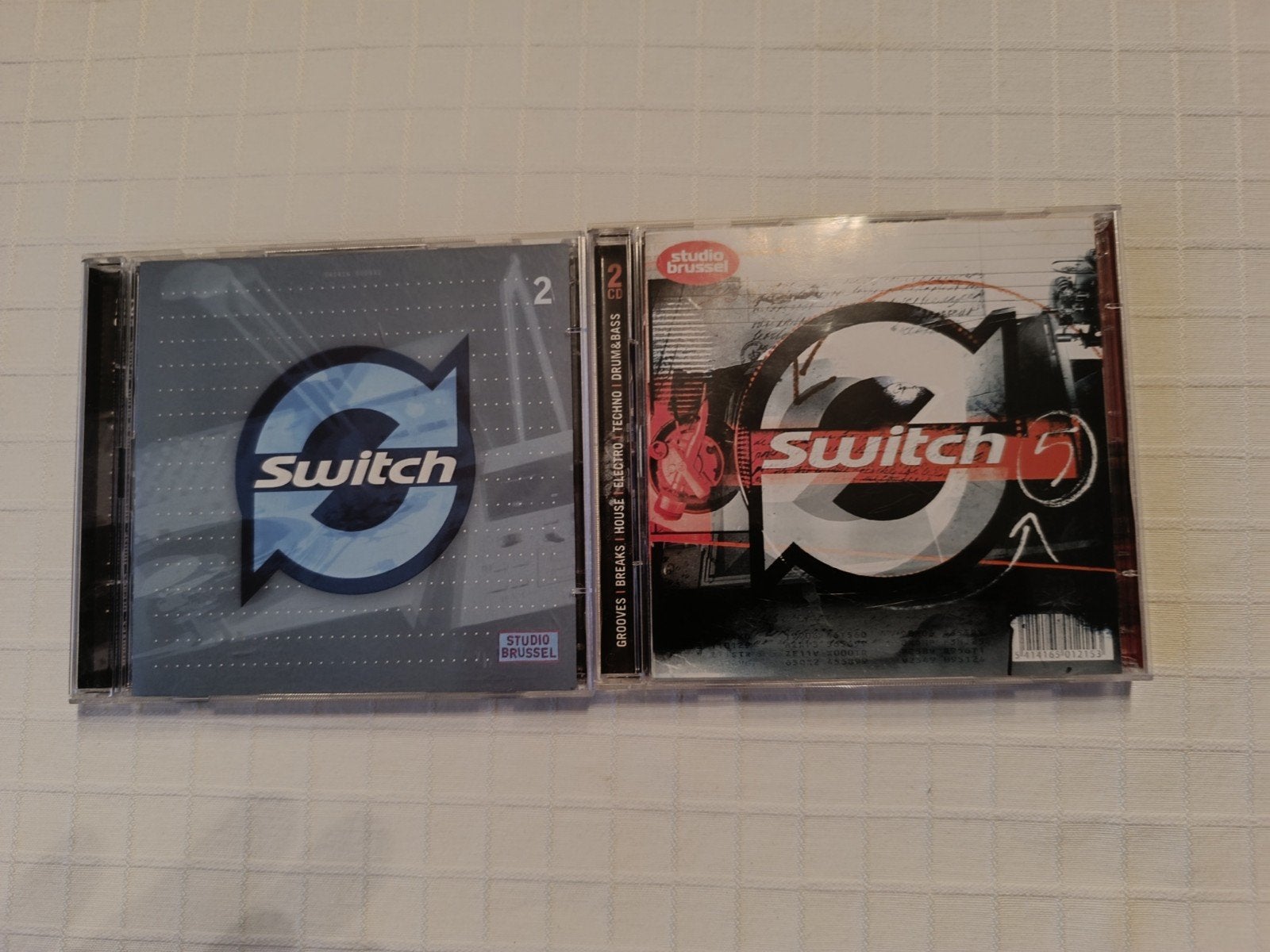Switch StuBru compilatie volume 2 en 5, Enlèvement