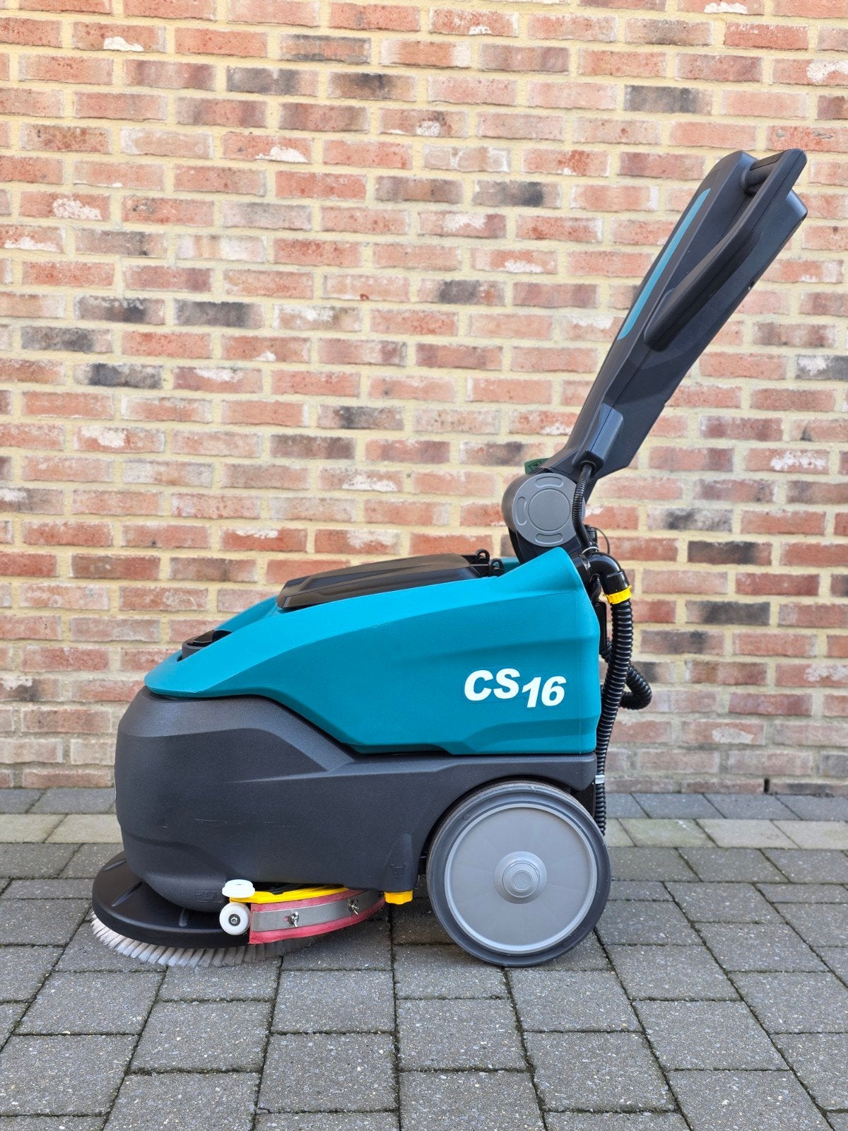 Tennant CS16 Professionele Schrobzuigmachine op Accu, Doe-het-zelf en Bouw, Ophalen of Verzenden, Nieuw, Schrobmachine