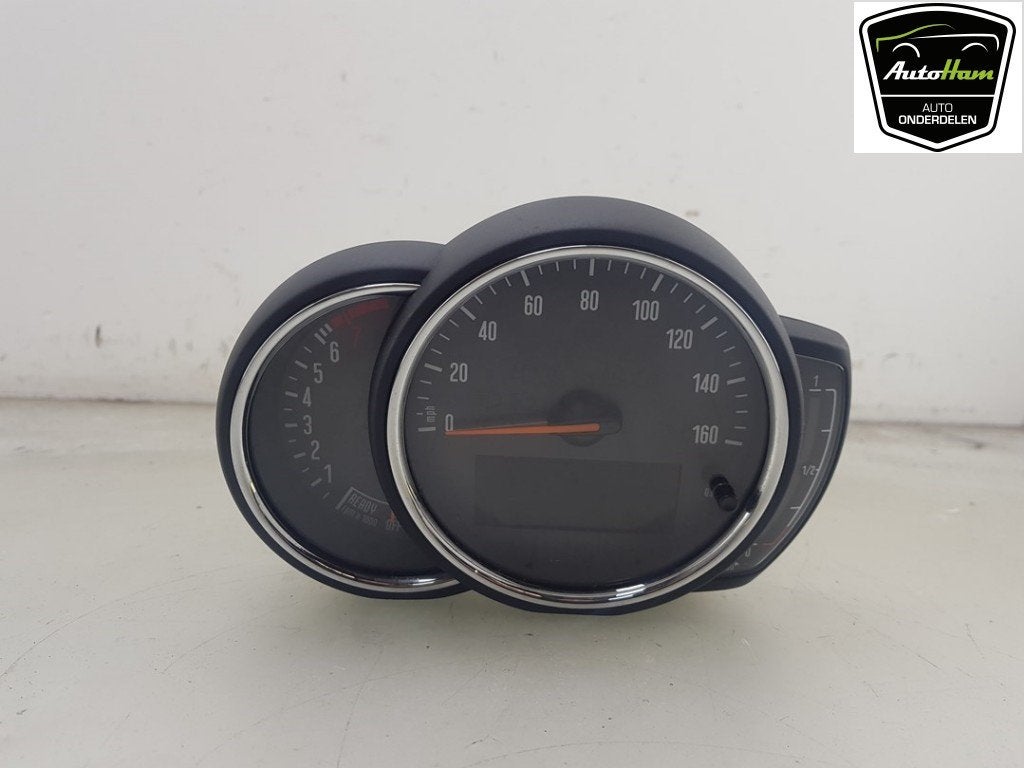 COCKPIT Mini Countryman (F60) (01-2016/06-2019) (8796267), Gebruikt, Mini