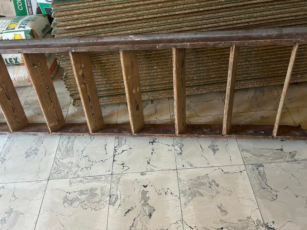 ***Gratuit*** ancienne échelle en bois – 3 m, Enlèvement, Utilisé, Échelle, 2 à 4 mètres