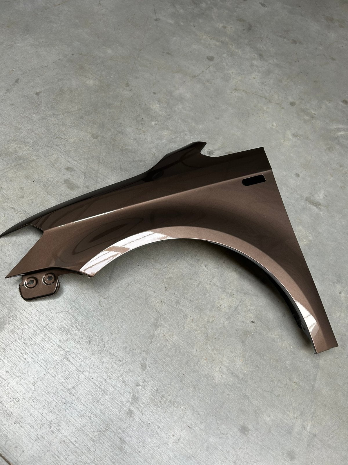 Links spatbord vw caddy 2k5821021a, Auto-onderdelen, Ophalen, Links, Spatbord
