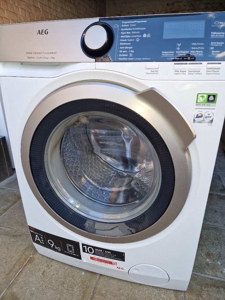 Machine à laver AEG 9kg A +++. 1600trs. Série 8000, Enlèvement, Comme neuf, Chargeur frontal