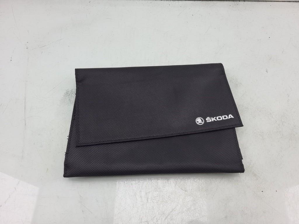INSTRUKTIEBOEK Skoda Octavia (NXAA) (01-2020/-), Gebruikt, Skoda