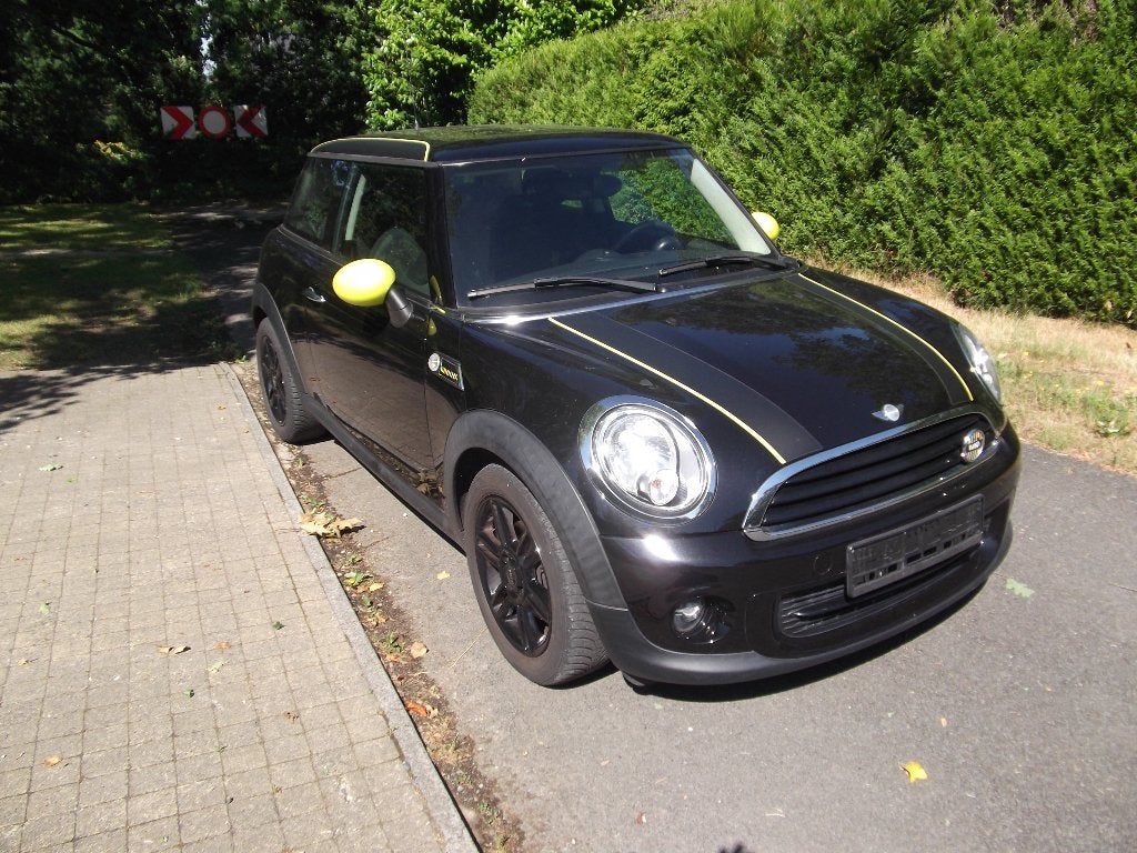 Mini one 1.6 Benzine (3 d)Airco,Euro 6, Auto's, Mini, Voorwielaandrijving, Stof, Euro 6, 4 cilinders