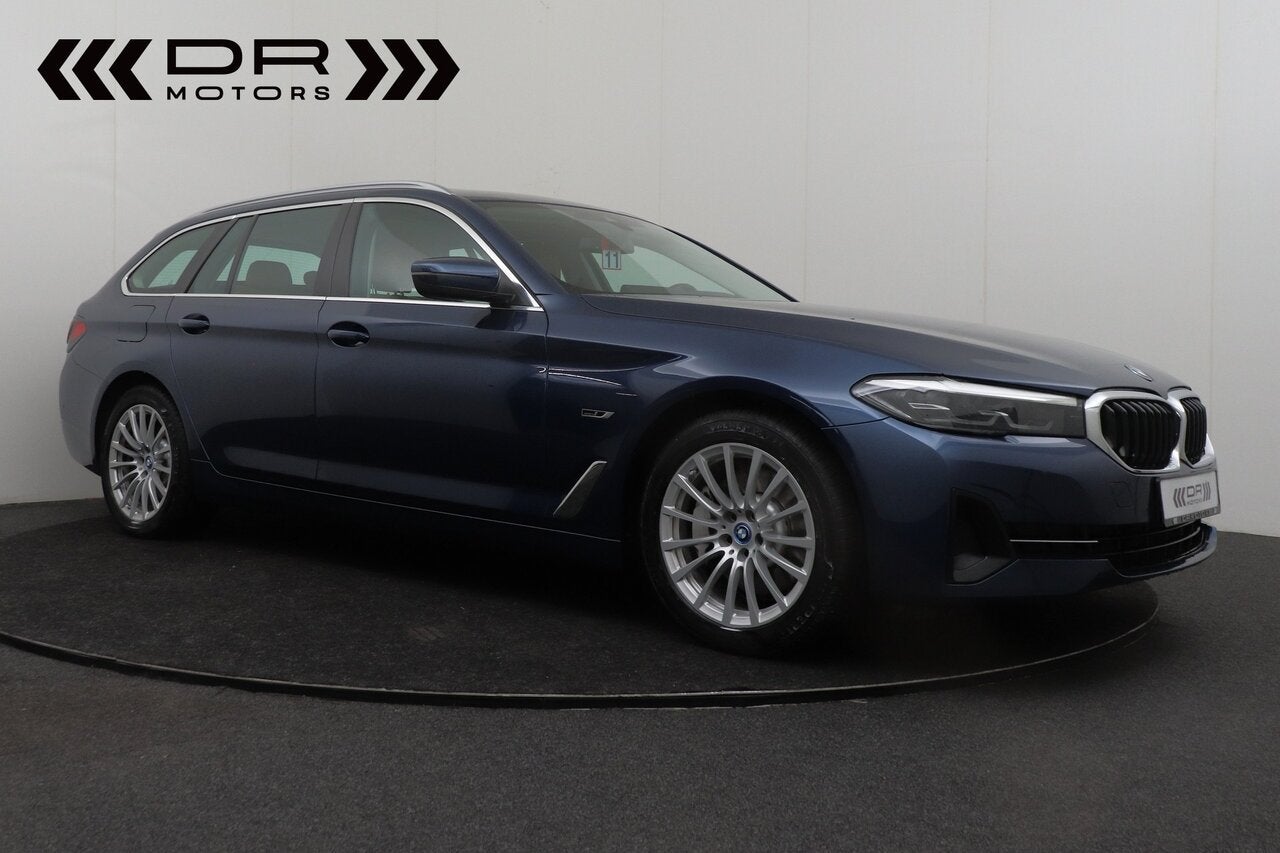 BMW 520 e PLUG IN HYBRIDE - APPLE CARPLAY ANDROID PANO - TR, Auto's, 1998 cc, 0 min, Euro 6, 5 deurs