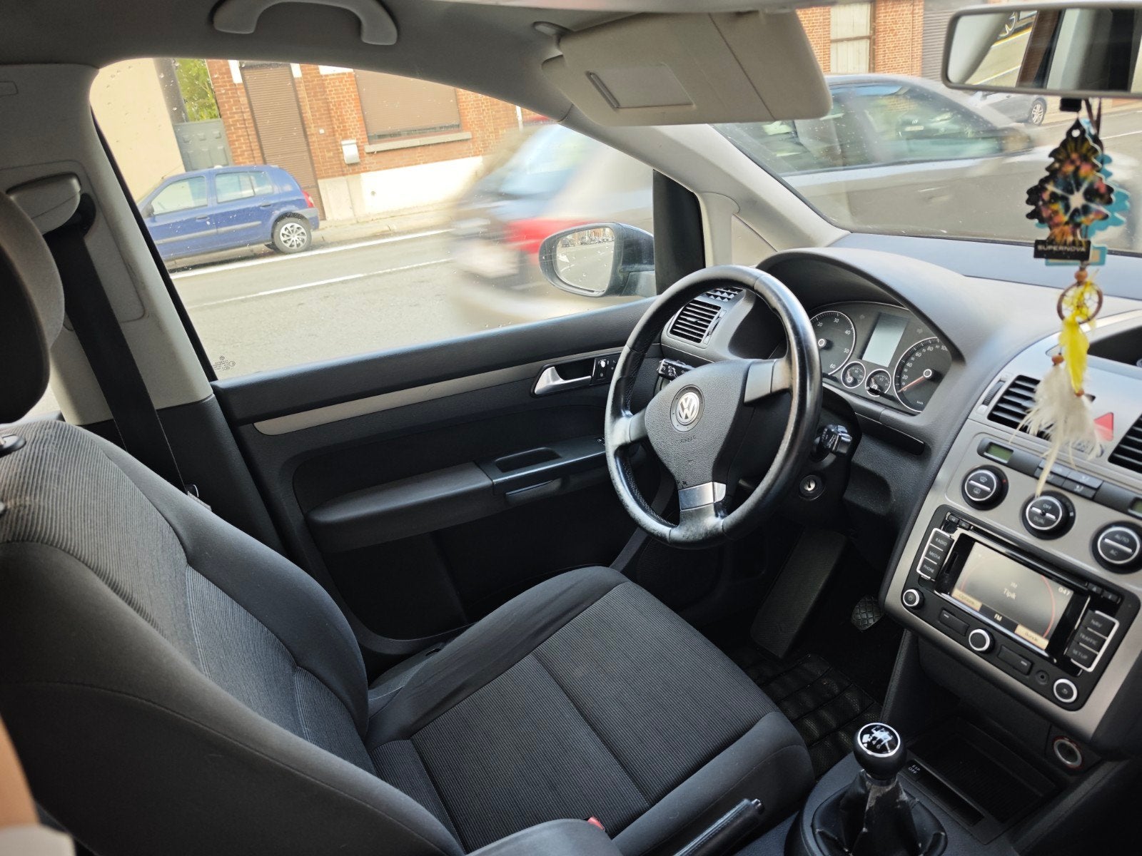 VW Touran 1.9 TDI 77kw 105 CH 2010, Autos, Achat, Boîte manuelle, 5 portes, Diesel