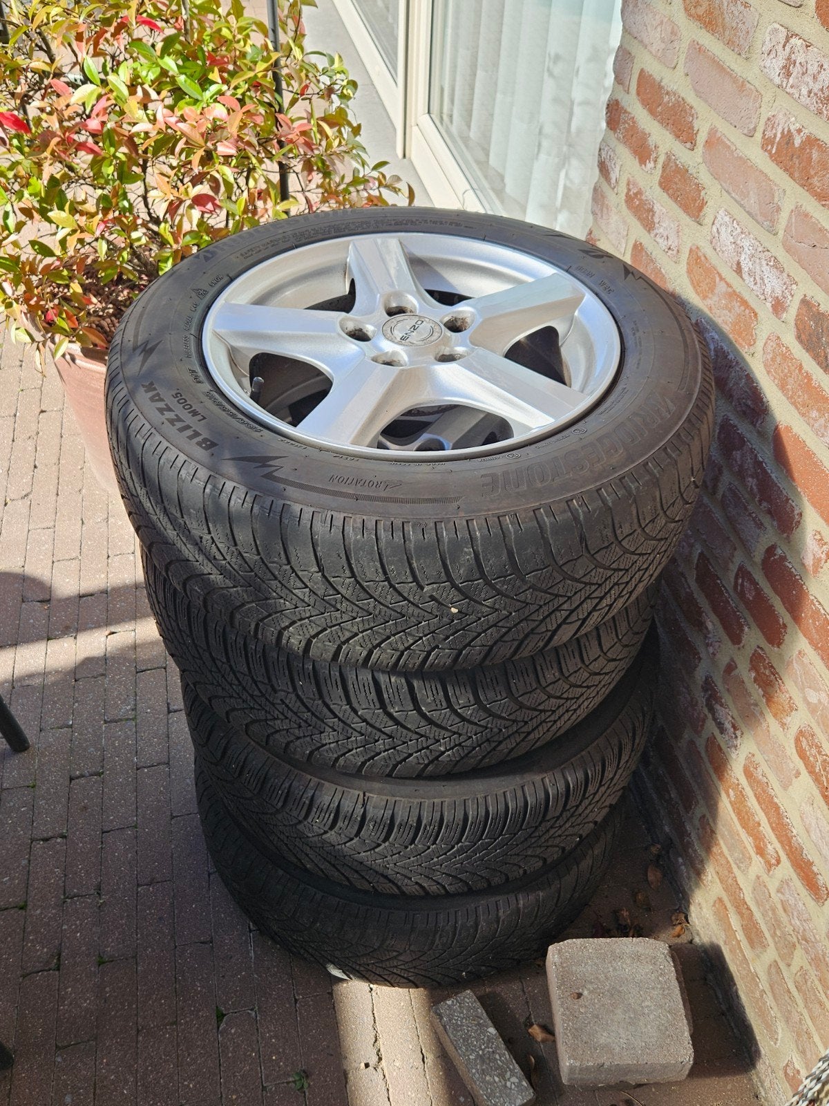 Winterbanden 15'' met aluminium velgen Enzo, Auto-onderdelen, Ophalen, Winterbanden