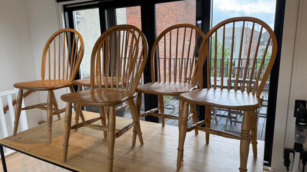 5 stoelen met spijlen, Huis en Inrichting, Ophalen, Zo goed als nieuw