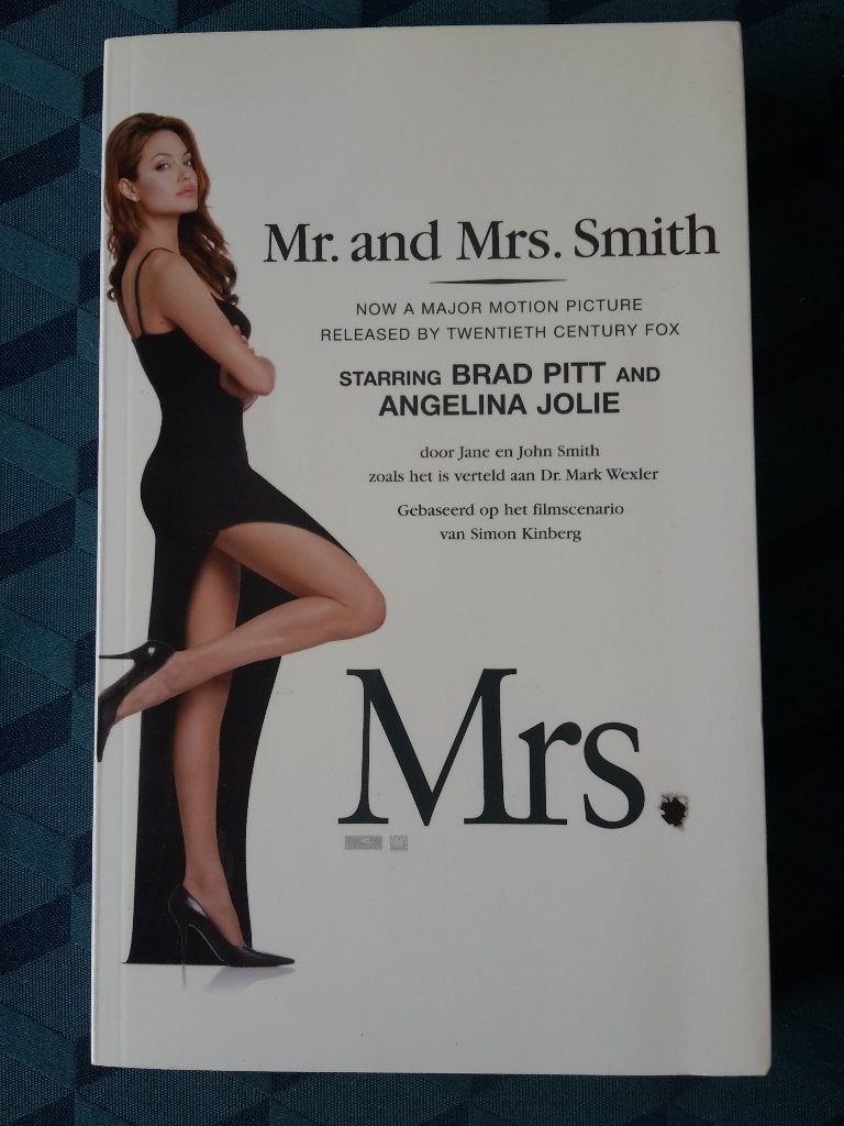 Nieuw boek, Mr. and Mrs. Smith, Nederlands, Livres, Enlèvement ou Envoi, Comme neuf