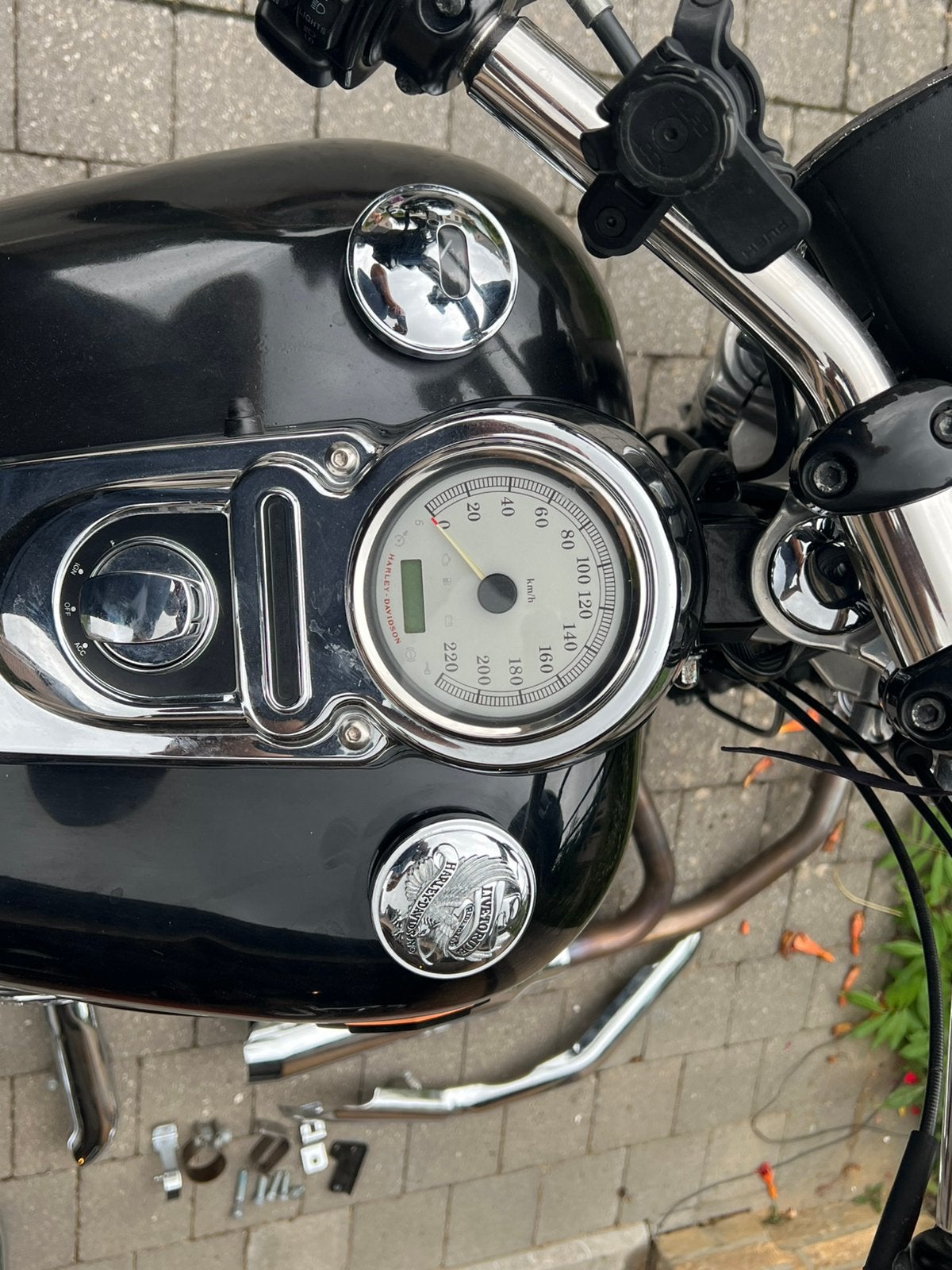 Fat bob, Ophalen
