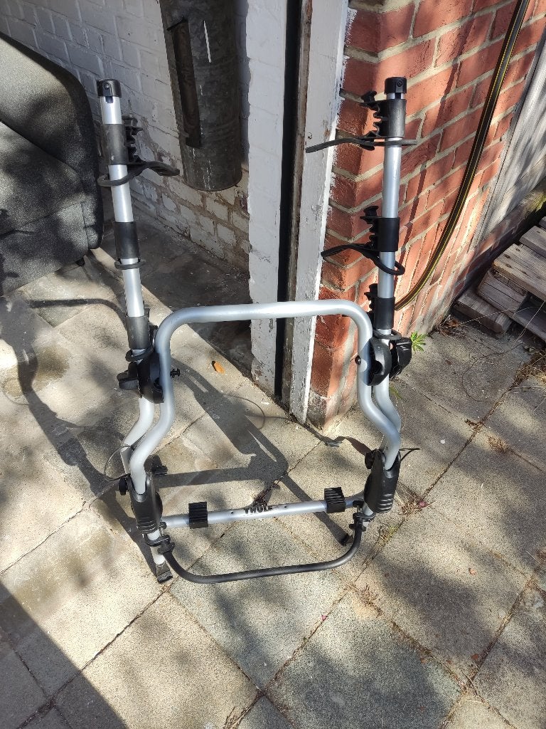 Porte vélo Thule, Autos : Divers, 3 vélos ou plus, Pneus larges, Enlèvement, Utilisé