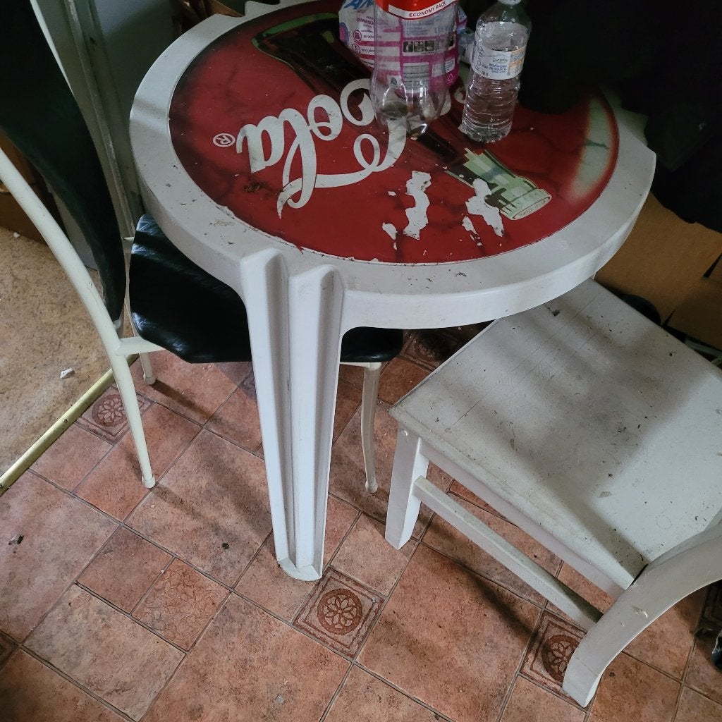 table coca cola plastique, Collections, Marques & Objets publicitaires, Enlèvement