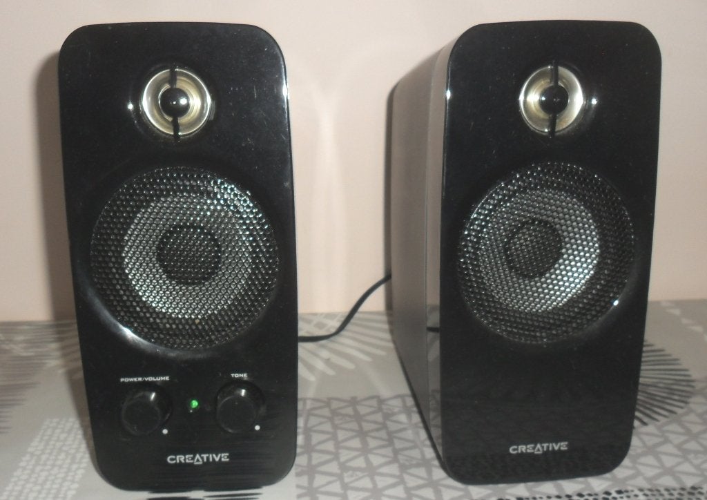 Haut-parleur Logitech et 8 M câble., TV, Hi-fi & Vidéo, Enlèvement, Comme neuf, Logitech