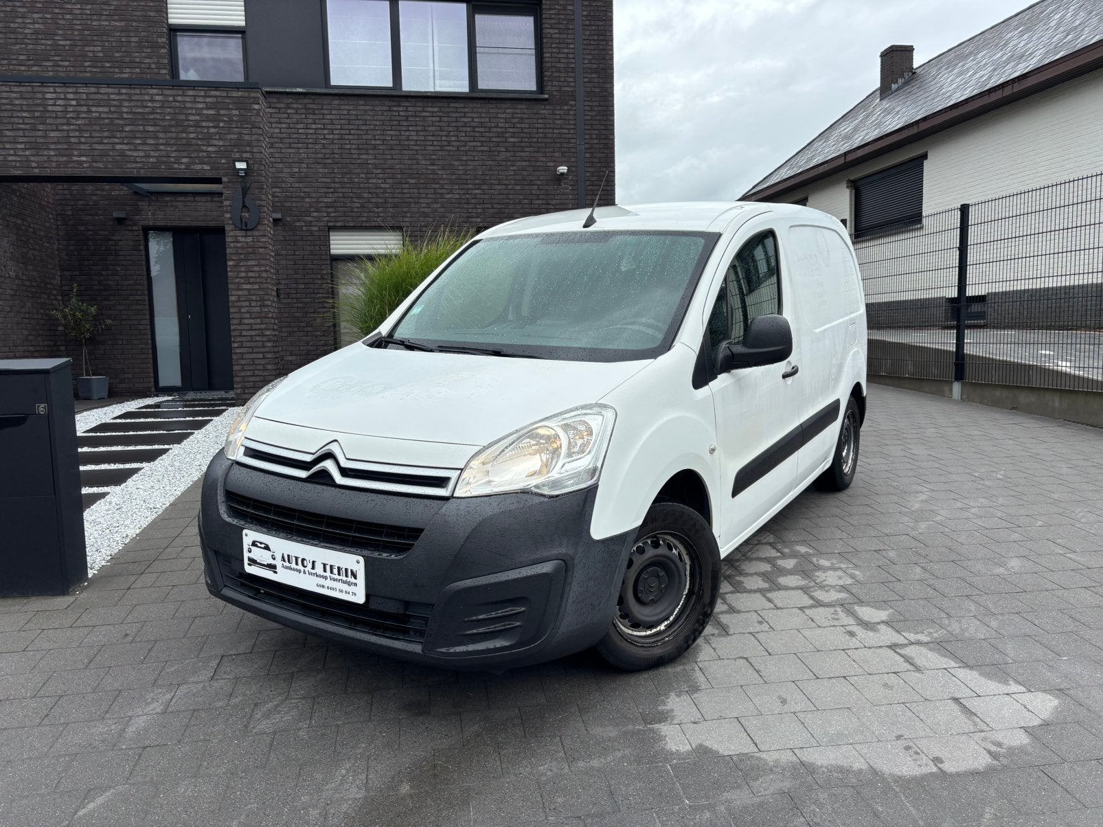 Citroën Berlingo L1 1.6 GPS 4d | TVA - voiture, Entreprise, Boîte manuelle, Entretenue par le concessionnaire, https://public.car-pass.be/vhr/4b57e247-c5a9-4a65-8996-216c1d31
