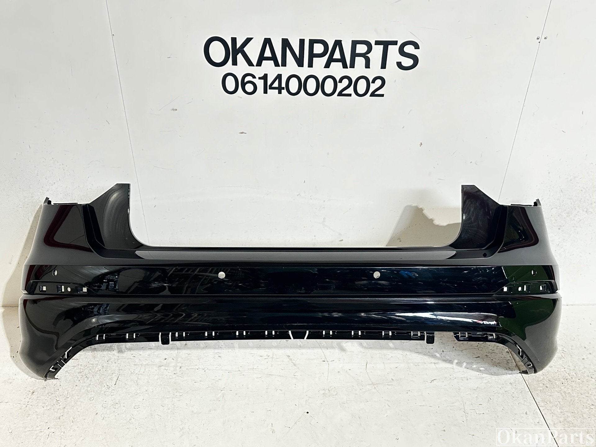 Audi Q2 81A Achterbumper 81A807511, Gebruikt, AUDI AG, Auto-Union-Strasse 1
85045  Ingolstadt, DE, Audi
