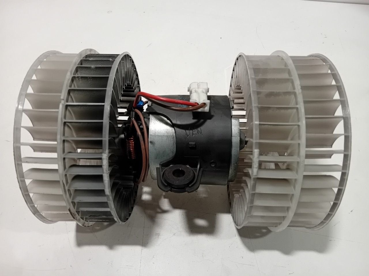 Kachel ventilator motor Mercedes-Benz Vito, Onderdelen@venauto.nl, Van der Ven Autorecycling B.V., Ettenseweg 76, 4706 PB Roosendaal, The Netherlands