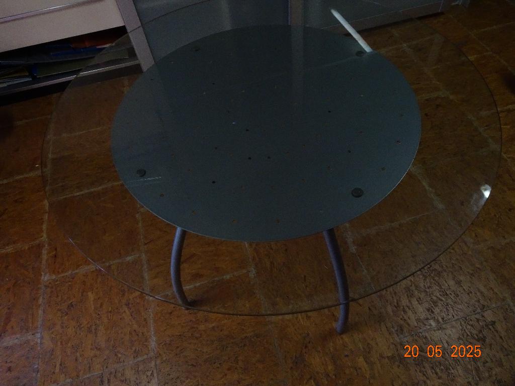 table ronde verre / métal, Enlèvement, Comme neuf