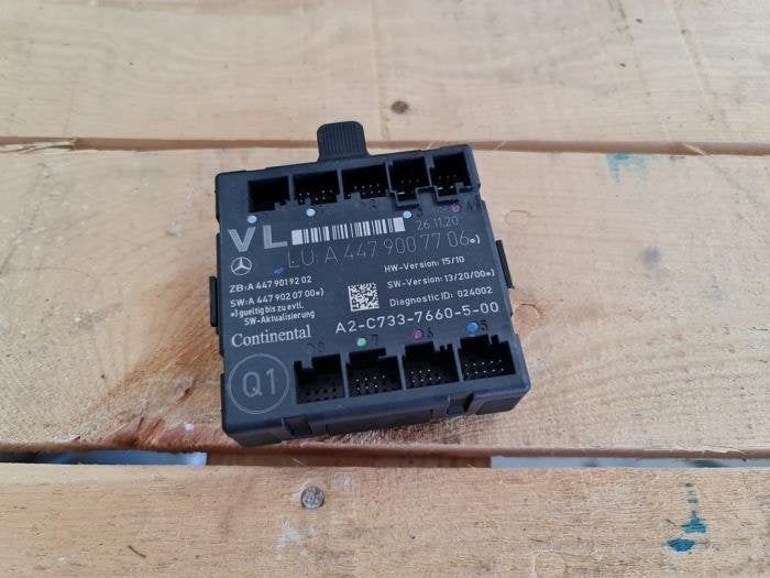 Module (diversen) van een Mercedes Vito, Gebruikt, -, Ophalen of Verzenden, -