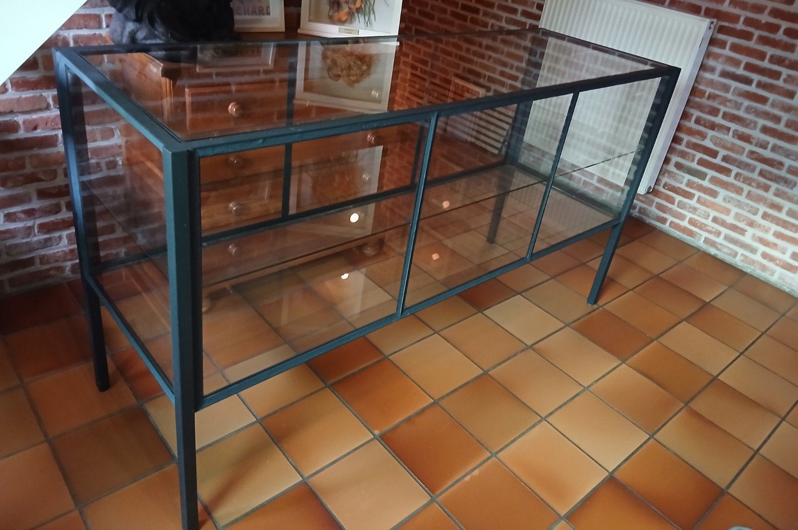 Vitrinekast Toonbank, Ophalen