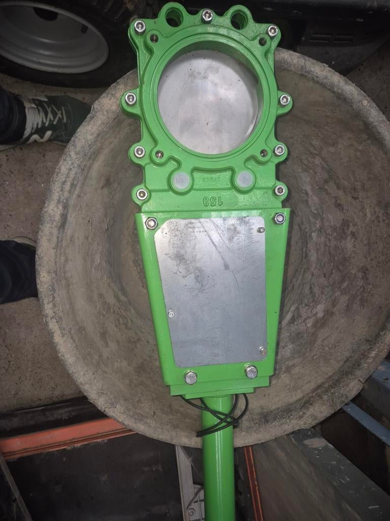 Vanne guillotine hydraulique 150mm, Divers, Enlèvement