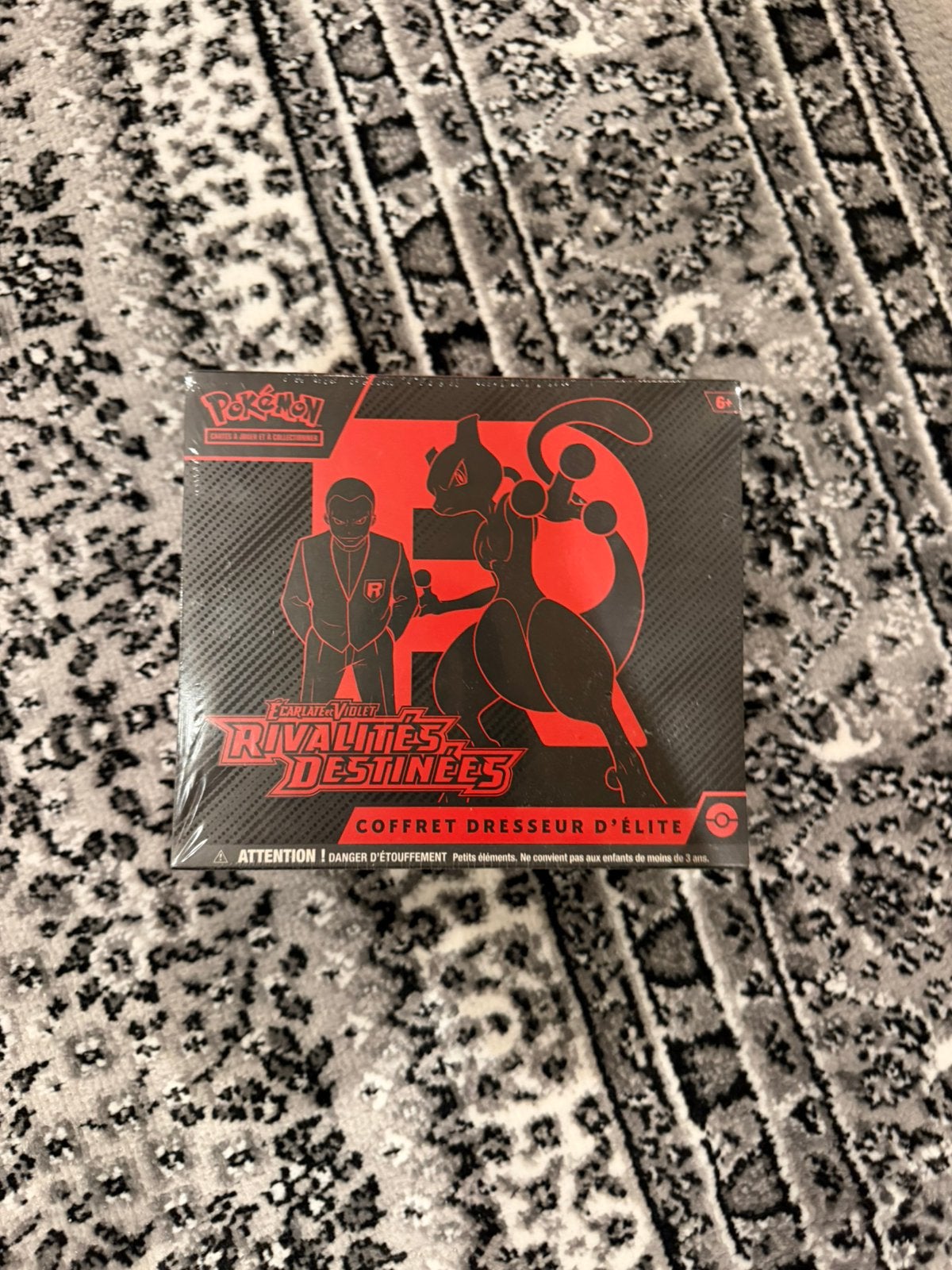 Etb ev10 pokemon, Ophalen of Verzenden, Nieuw, Boosterbox