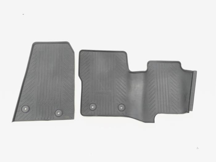 Kit tapis d'un Ford Transit Custom, Autos : Pièces & Accessoires, Habitacle & Garnissage, Ford, Utilisé, 3 mois de garantie, Enlèvement ou Envoi