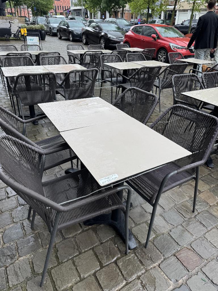 horeca terras: 20 tafels en 44 stoelen, Zakelijke goederen, Ophalen