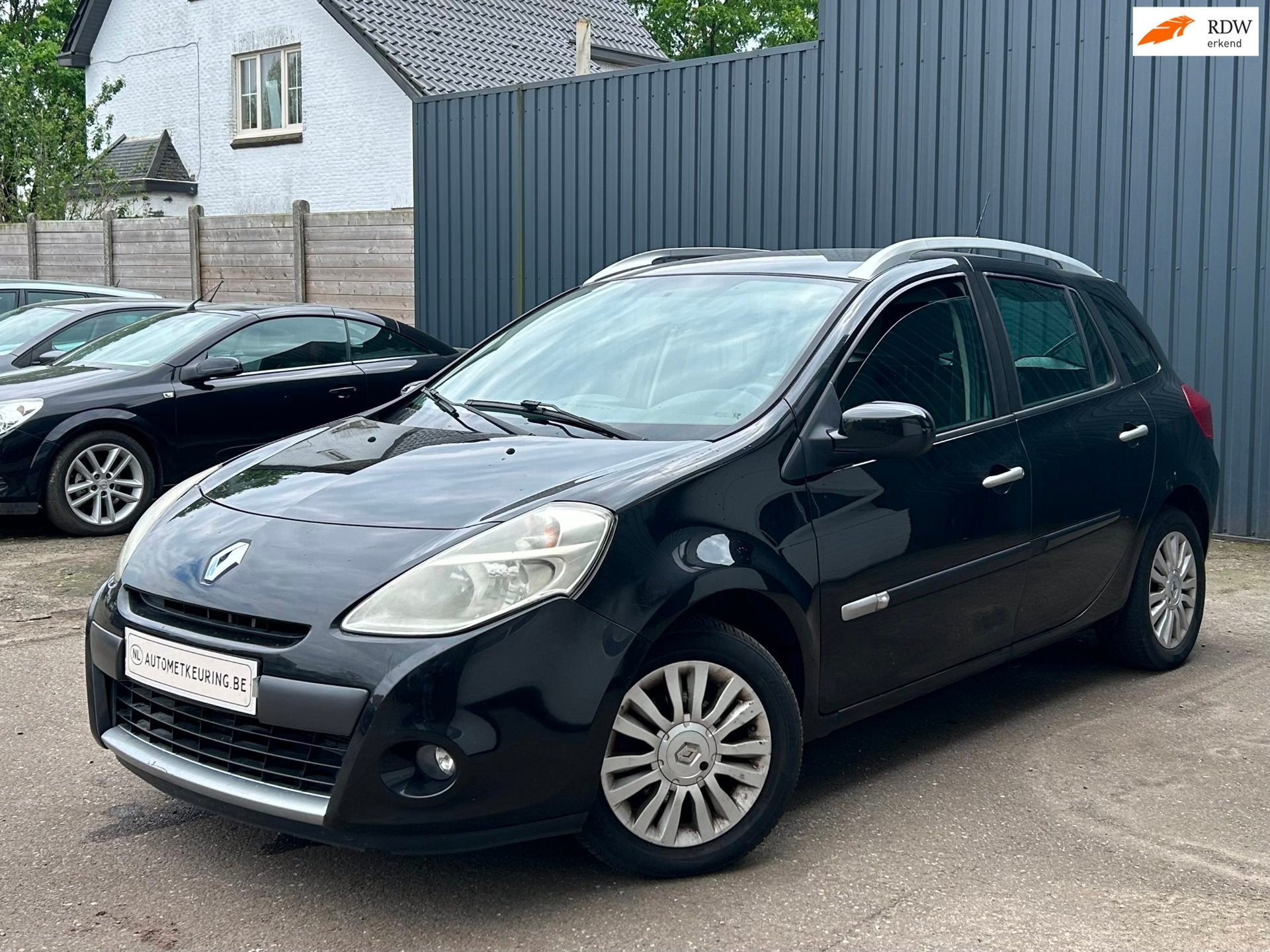 Renault Clio 2011 Airco 1.2 Benzine, Autos, Entreprise, Boîte manuelle, Capteur de stationnement, 5 portes